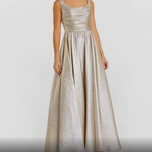 Mac Duggal Gold Square Neck Sleeveless Long Dress
